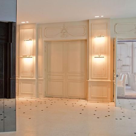 La Maison Champs Elysees Париж Екстериор снимка